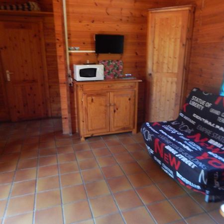 Les Chalets De Montorgueil Saurat Eksteriør bilde