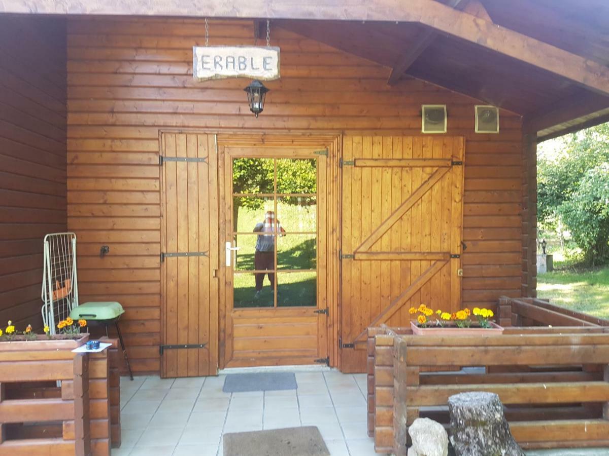 Les Chalets De Montorgueil Saurat Eksteriør bilde